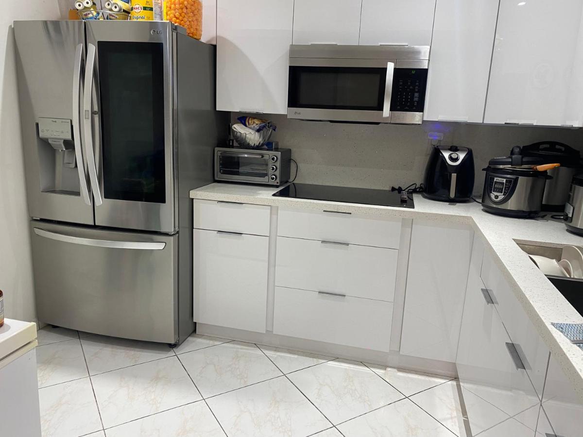 Beautiful House 7 Min From Miami Airport W Free Parking Apartamento Exterior foto