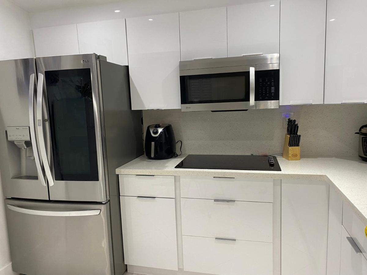 Beautiful House 7 Min From Miami Airport W Free Parking Apartamento Exterior foto